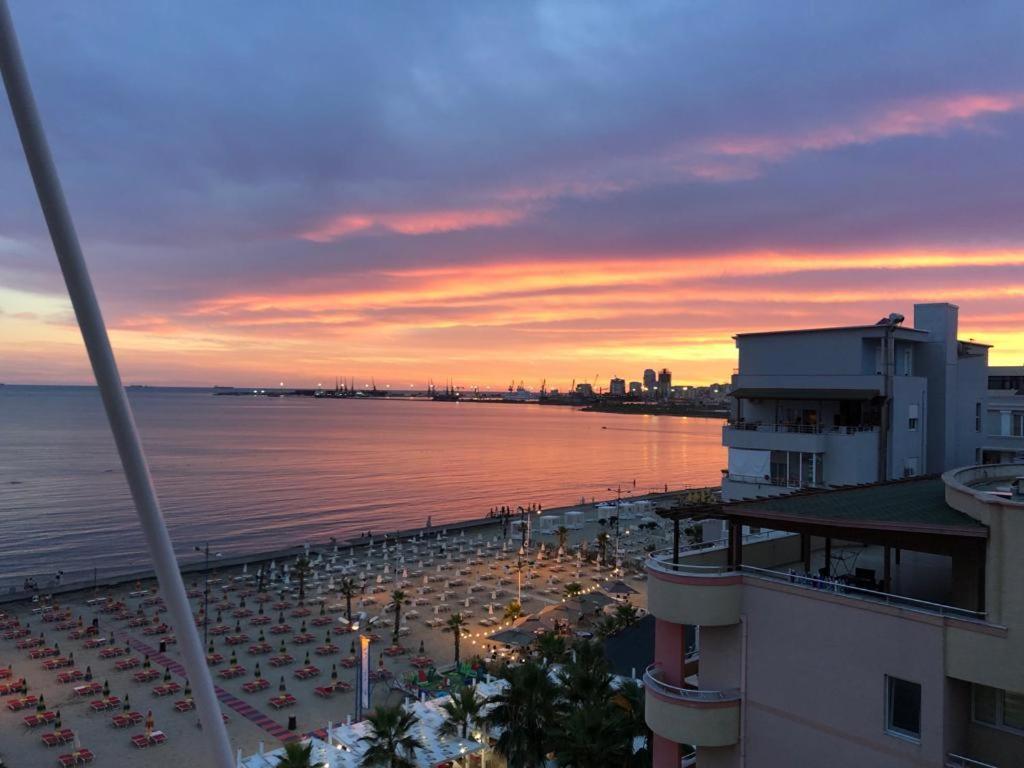 H&G Seaview Apartments Durrës Buitenkant foto